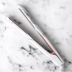 White Marble Rose Gold Flat Iron
